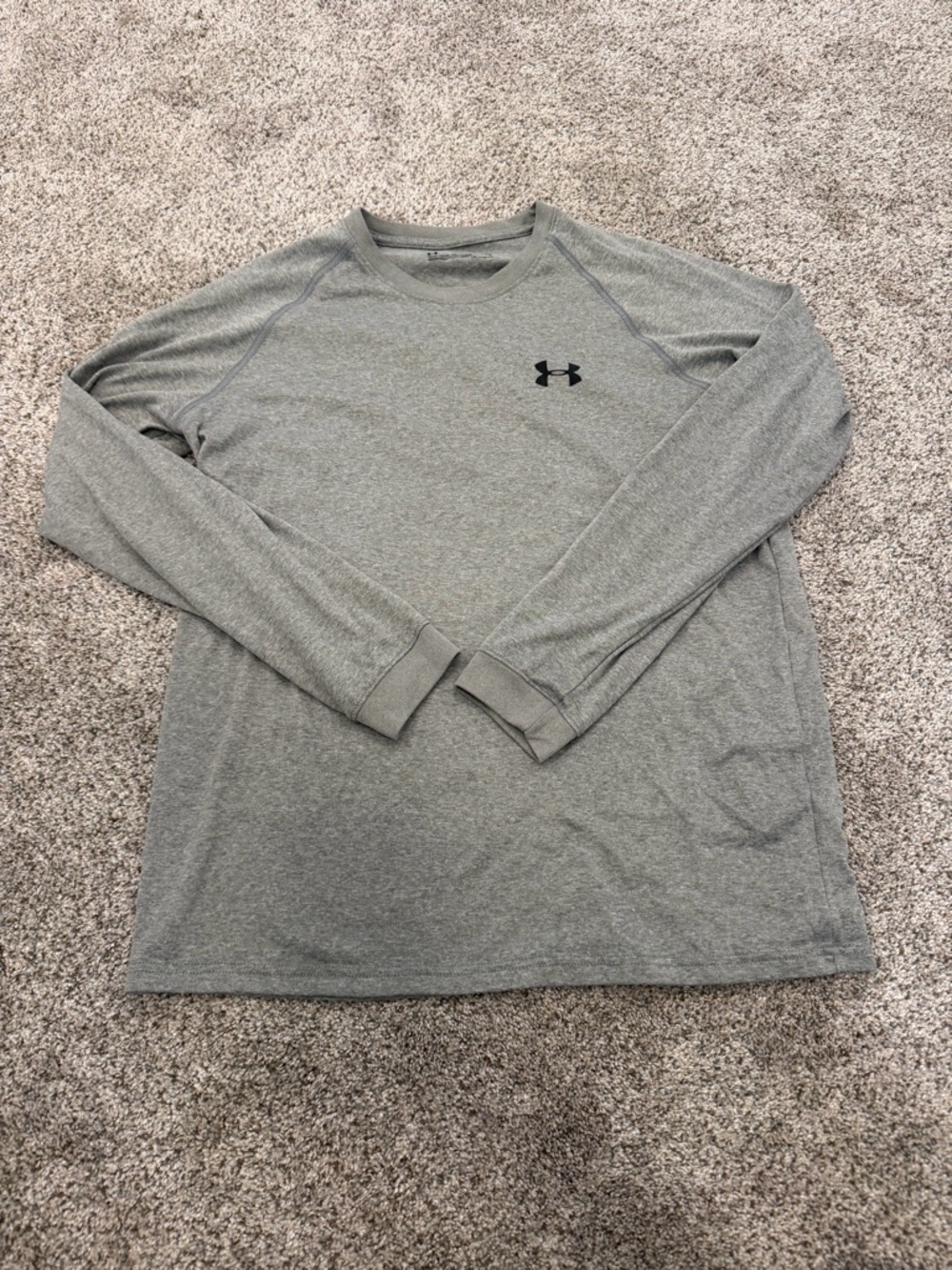 Under Armour long sleeve shirt